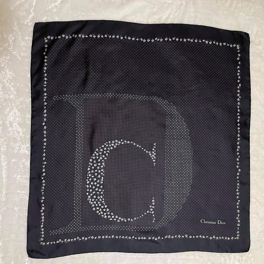 Dior scarf